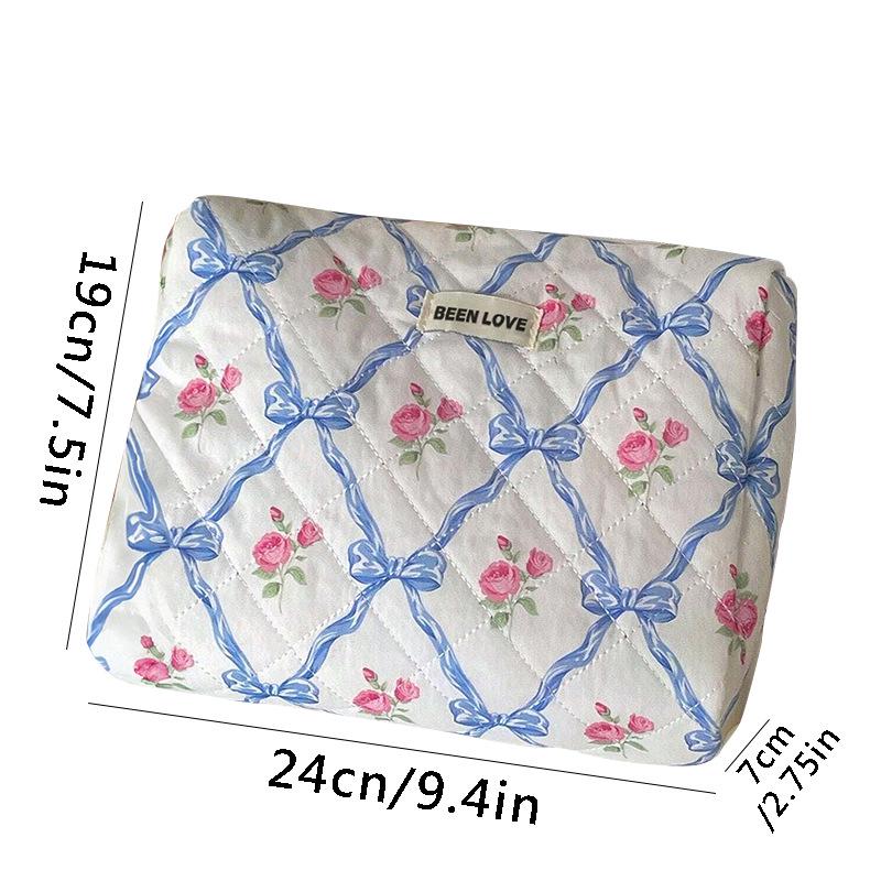 Quilted Court Style Large Capacity Portable Makeup & Toiletry Bag