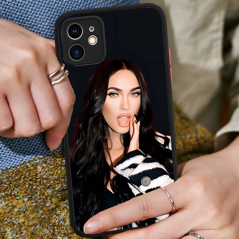 Schauspielerin M-Megan Fox Model Handyhülle Für IPhone 16e 16 15 14 13 12 11 Pro Max X XS Max Plus Matt Klar