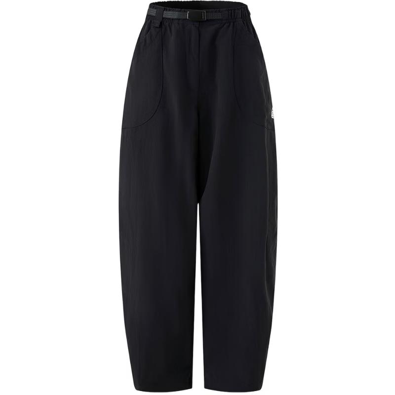 

Nike Women s Loose Fit Straight Leg Cargo Athletic Pants L