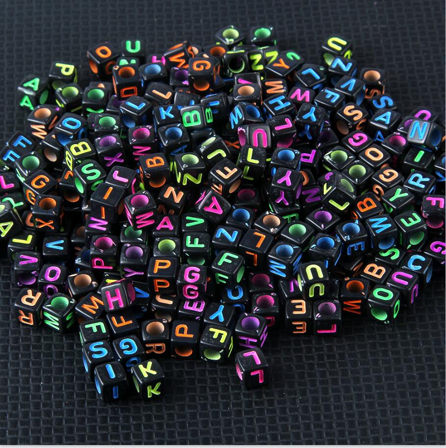 100pcs/lot Mixed Acrylic Square English Alphabet Letter Beads Charms Bracelet Necklace For DIY