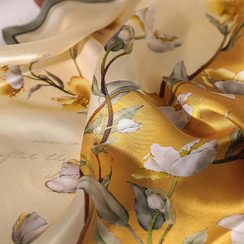 100% Mulberry Silk Silk Scarf Women's Spring and Summer Small Square Scarf Versatile Elegant Retro Printing Sunscreen Shawl Scarf