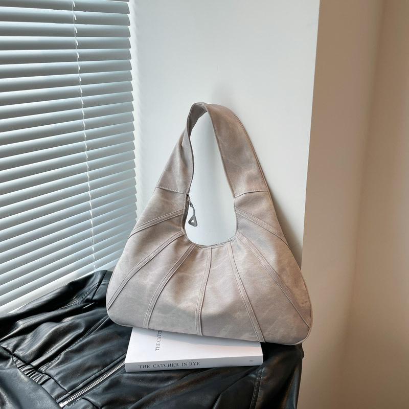 Simple Shoulder Bag Vintage Hobo Bag Large Capacity Handbag Tote Bag Minority Design Fashionable Crescent Bag Students