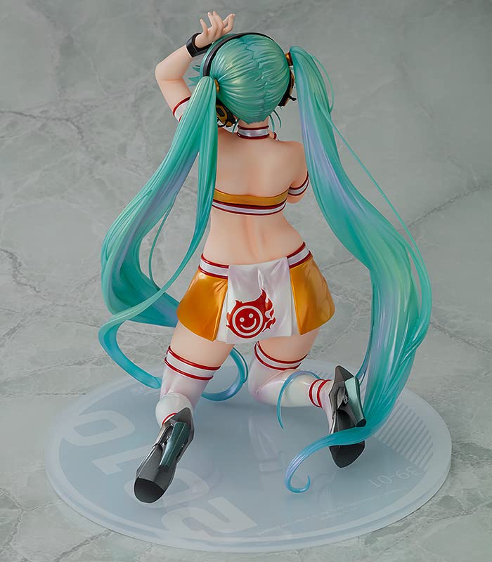 Hatsune Miku GT Project Racing Miku 2010Ver. Art by Kentaro Yabuki 17 Scale Plastic Painted Finished Figure M04338