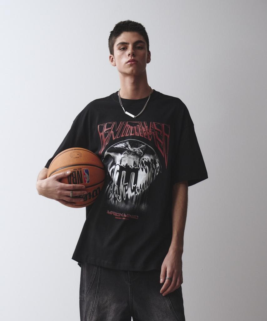 MAISON MINED Sticky Half T Black