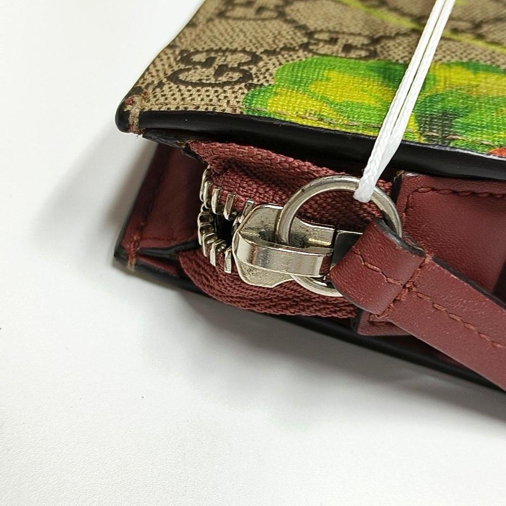 [Pre-Owned] GG Blooms Logo Canvas And Leather Clutch Bag Large - Very Good #184M48X