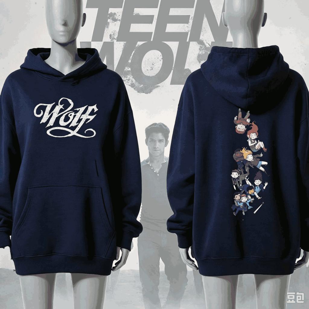 2026 Uomo Donna Teen Wolf Serie TV Fronte Lettera Lupo Retro Collage Personaggi Grafica Felpa con Cappuccio Girocollo Casual Streetwear Felpa Unisex