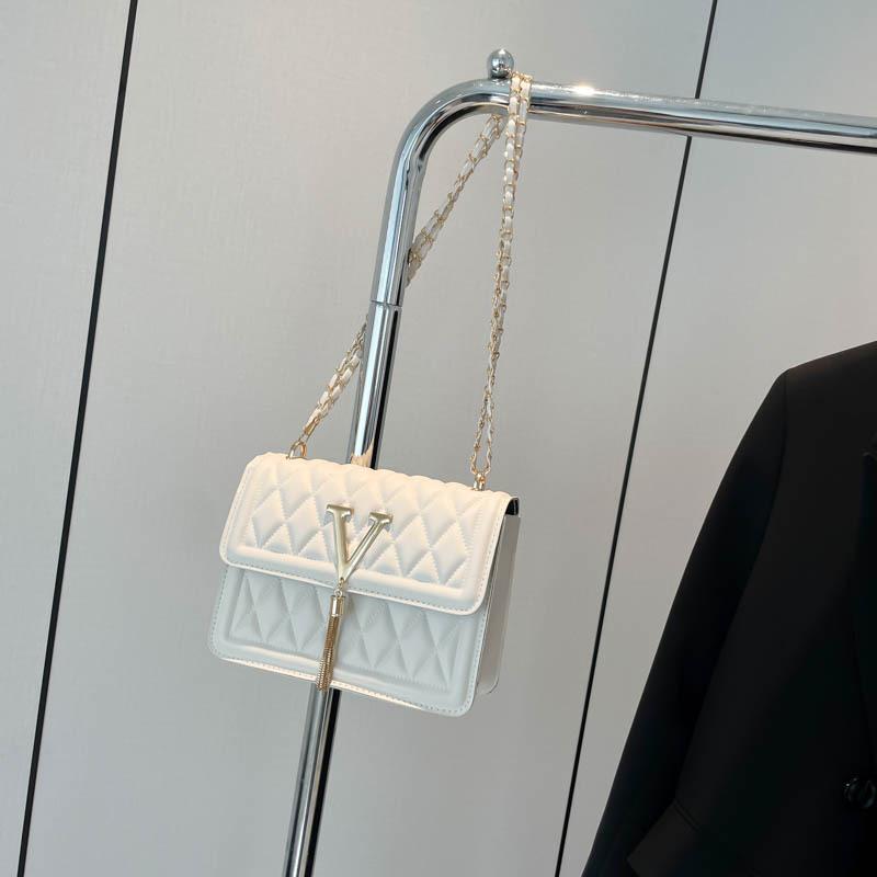 This Year's Popular Fashion and Beauty Casual Shoulder Messenger Bag Women's 2025 New Foreign Style Small Square Bag Korean Version Women's Bag