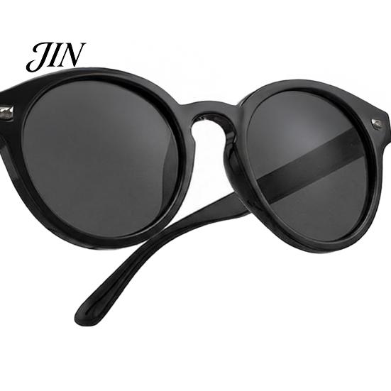 Dark Lens Disguise Glasses Prank Water Glasses, Novelty Squirting Sunglasses, Round Sunglasses with Hidden Spray, Fun Toy for Parties Spray