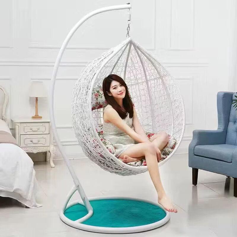 Indoor/Outdoor Rattan Hanging Basket Chair