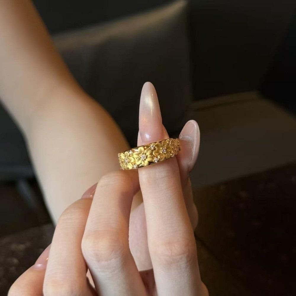 

Luxury Rhinestone Accent Ring Sand Gold Gold Plated Ring Floral Adjustable Ring Women Accessories Style A