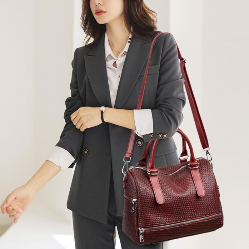 New Fashion Women'S Tote Bag Large Capacity Simple Casual Travel Bag High Quality Shoulder Messenger Bags For Women Designer Luxury Handbag