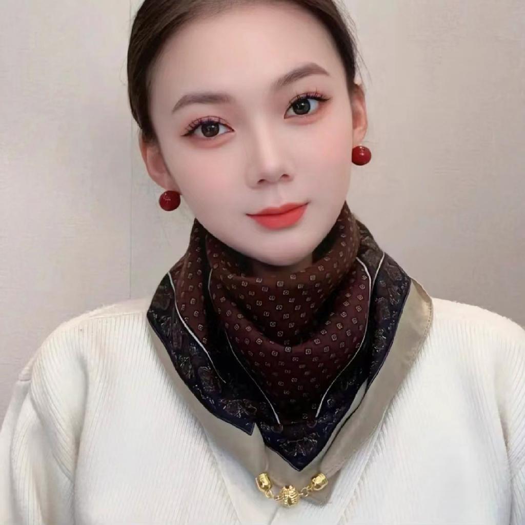 Magnetic buckle cotton and linen small square scarf silk scarf women's spring and autumn versatile neck protection scarf triangular scarf new warm sca