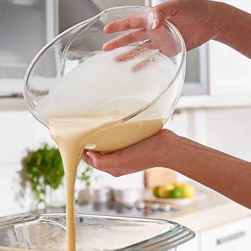 Pyrex Heat-Resistant Glass Bowl with Handle, Oven and Microwave Safe, 2.7L, Round Salad Bowl