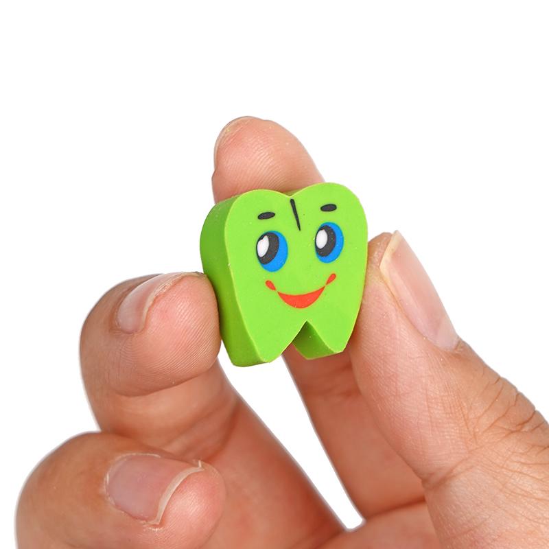 50 sztuk Gumki do ścierania w kształcie zęba Dentysta Klinika dentystyczna Prezent szkolny Mini gumki dla studentów Artykuły papiernicze Urocze gumki