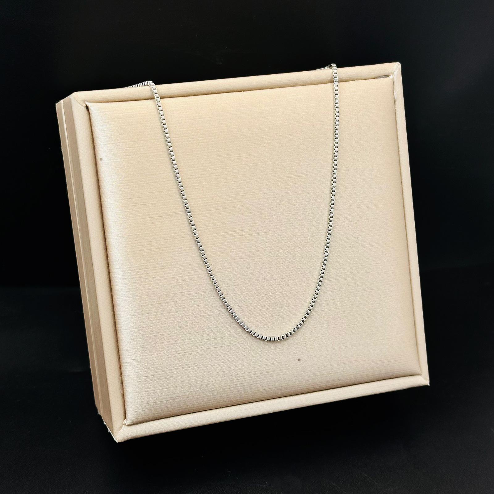 

Ожерелье из титановой стали, голая цепь, невыцветающая цепочка с губами, О-образная цепь, пластина для хвоста, нержавеющая сталь, английский язык 40cm