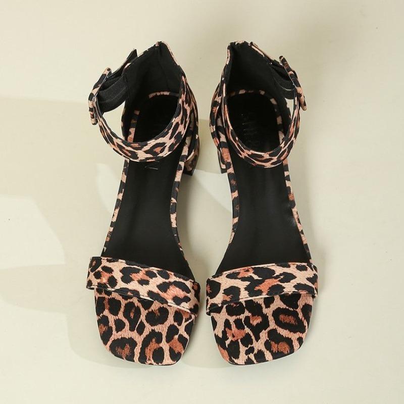 Sandalen für Damen Weite Damen-Sandalen Mode Neues Muster Schlichte Unifarbe Offene Zehen Atmungsaktive Komfortschuhe für Damen