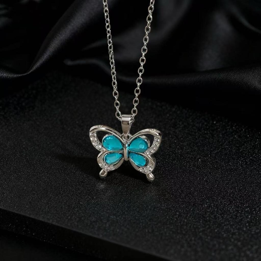 Trendy Zircon Butterfly Pendant Necklace For Women Small Collarbone Chain With Colorful Zirconia