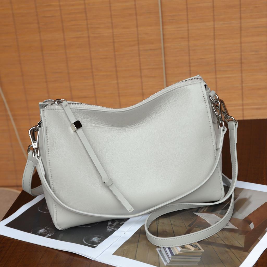 Genuine Leather Women's Bag 2025 New Style Single Shoulder Casual Small Bag Female Simple Top Layer Cowhide Leather Decoration Handbag