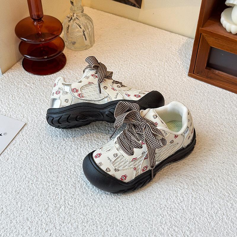 

2025 autumn new children s sports shoes baby fashion versatile cartoon casual shoes medium and small children non-slip casual shoes 23