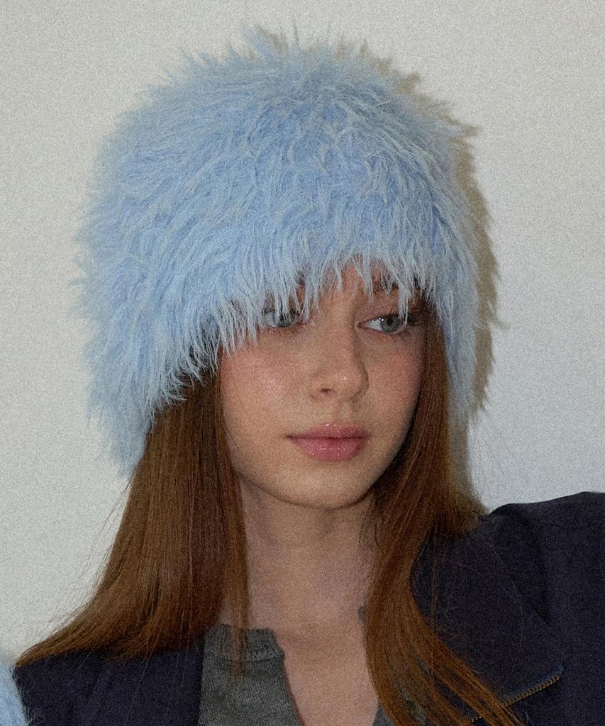 Seullouseulloulli Cotton Fur Handmade Crochet Bucket Hat (+Metal Comb Necklace) _ Sky