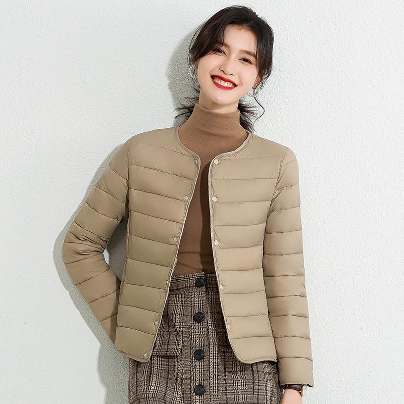 

Women s Lightweight Cotton Jacket - 2024 Autumn/Winter Warm Inner Layer, Solid Color, Round V-Neck, Short Down Coat 3XL (125-135 Jin)