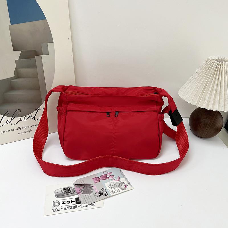 

Універсальна сумка-тоут середнього розміру для жінок Елегантна Повсякденна Для щоденного використання та поїздок червоний