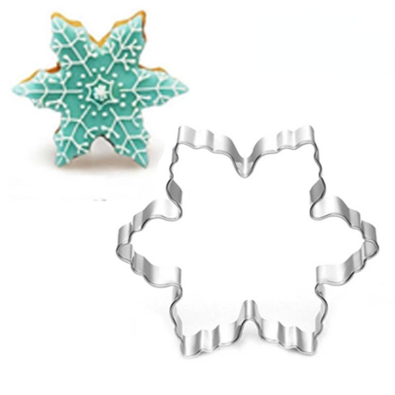 6Pcs/Set Christmas Cookie Cutter Gingerbread Xmas Tree Mold Christmas Cake Decoration Tool Navidad Gift DIY Baking Biscuit Mould