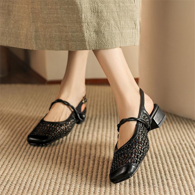 Fashion New Summer Sandals Round Toe Sandals for Women Low Heels Fashion Hollow Out Sandals Breathable Ladies Shoes Mary Jane Shoes