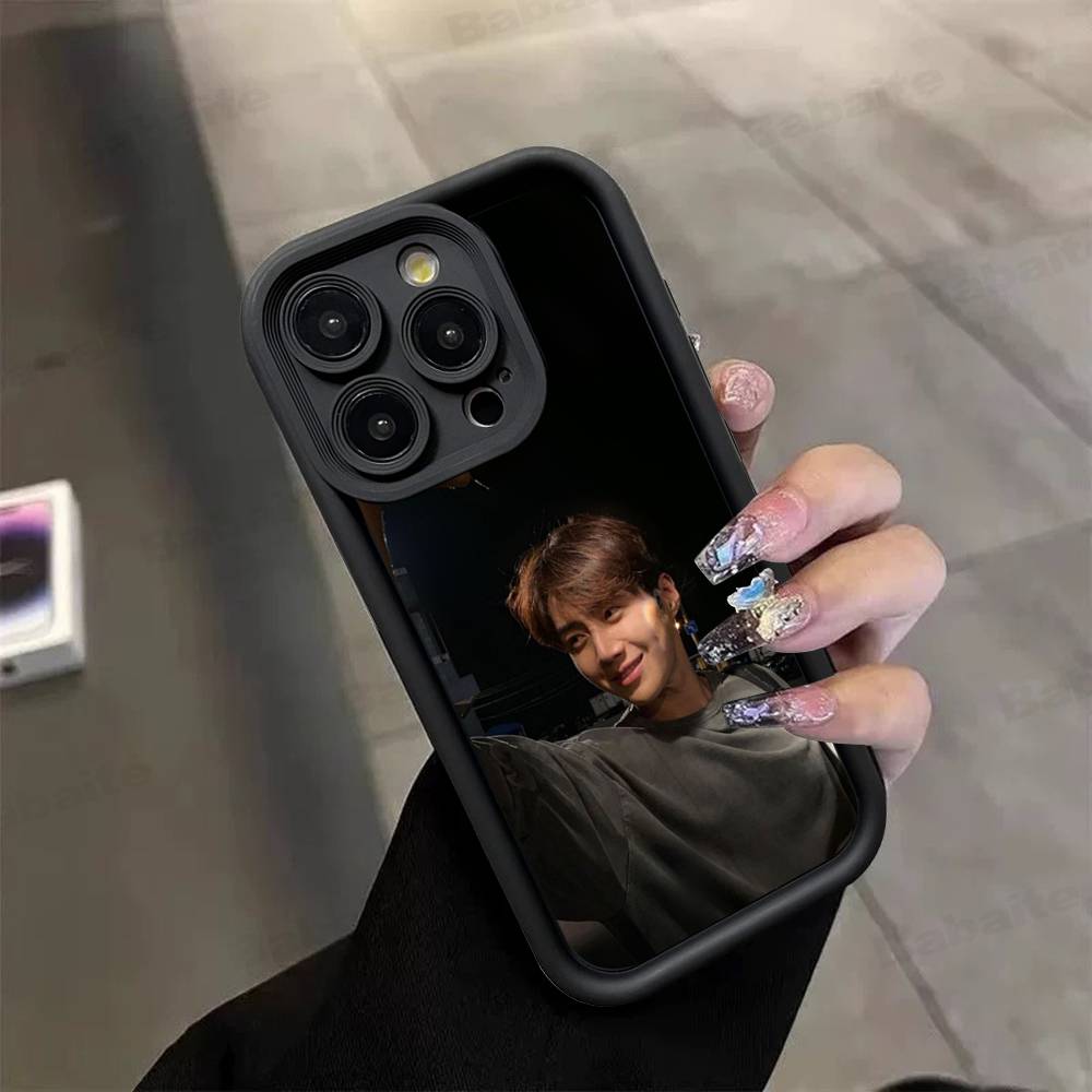 Kim Seon-ho South Korean Male Actor Phone Case For IPhone 17 16 15 13 11 12 14 Pro Max Plus Silicone Cover Shell