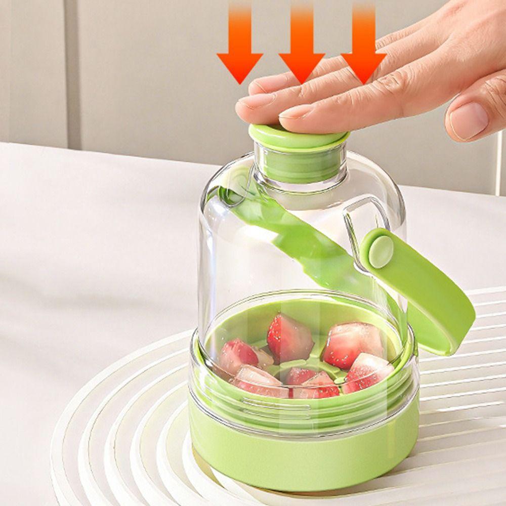 Anti-leakage Water Bottle Ice Cube Tray Water Injection Ice Cube Mold Ice Tray Mold  Summer