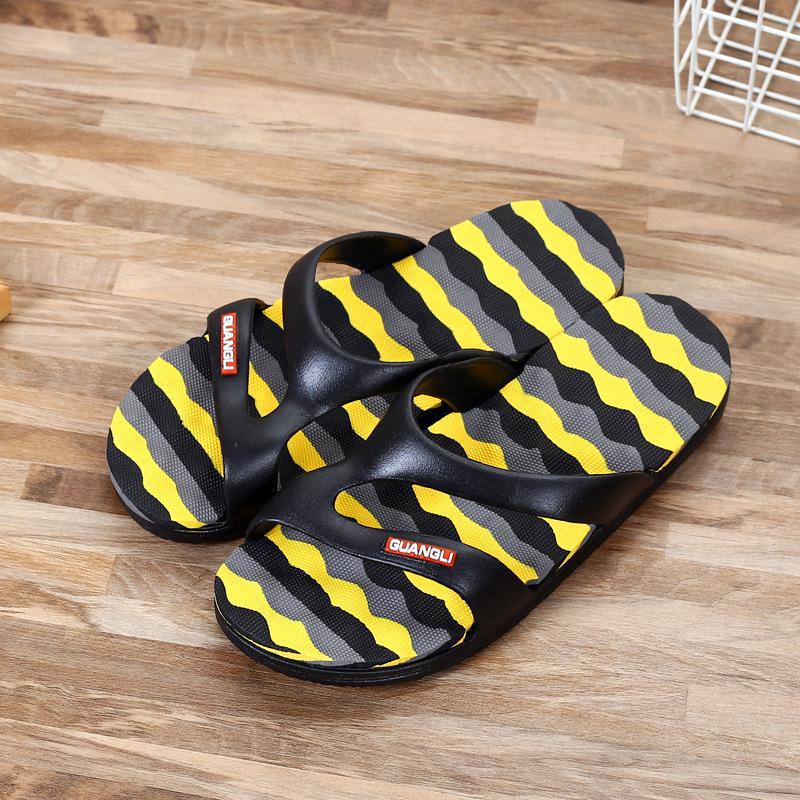 2023 Trendy Non-Slip Beach Sandals: Men's & Women's Summer Casual Flip Flops