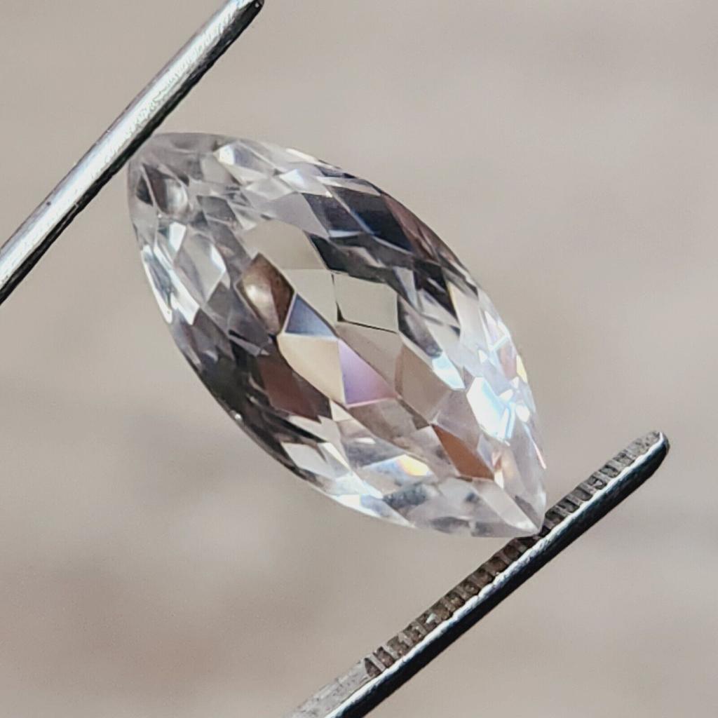 CERTIFIED 21 Ct Natural Ceylon White Sapphire Marquise Shape Loose Gemstone