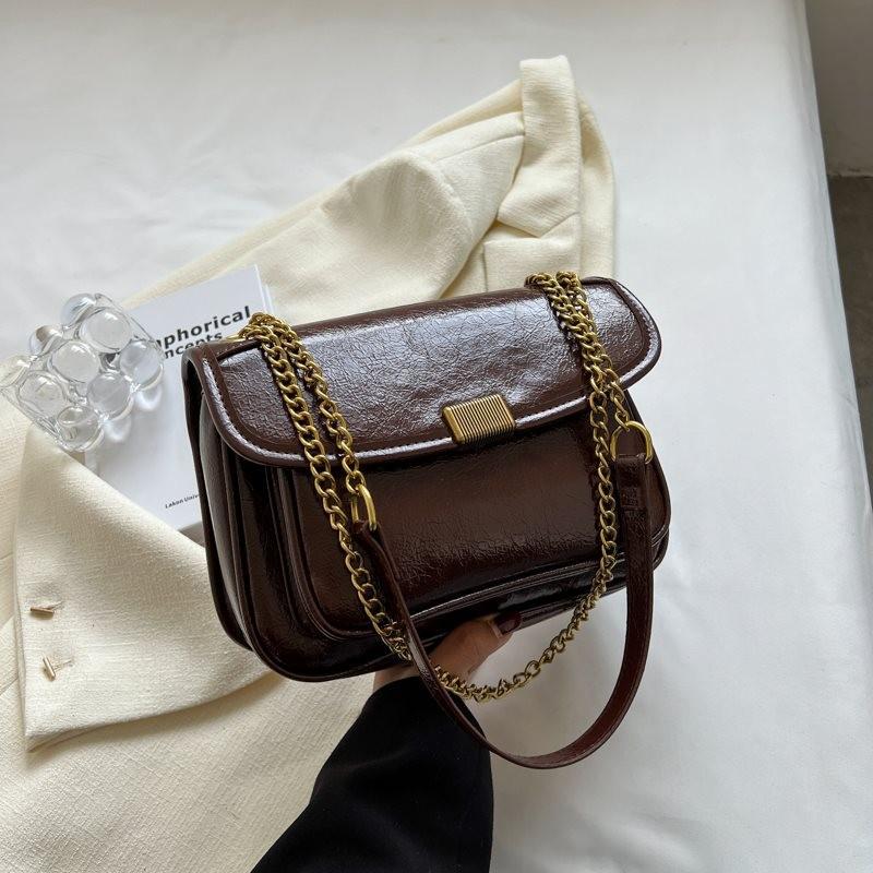 

Chic Elegant Pleated Underarm Bag For Women In Stylish Black Coffee Brown And Red Colors For Fall Winter Fashion кофейный