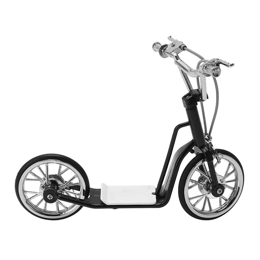 Güverte Scooter Oyuncakları 13x16.5cm5.1x6.5in Canlı Kendin Yap Alaşım Malzeme Siyah Minyatür Oyuncaklar Scooter