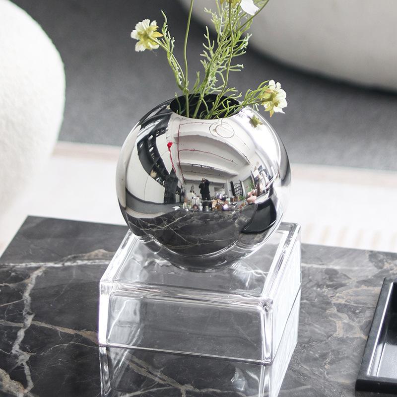 Metal Round Ball Vase Geometric Silver Ball Flower Vase Floral Arrangement Accessories Terrarium Home Decoration Accessories