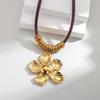 Douyin Retro Leather Cord Flower Pendant Necklace with 18k Gold Millard for Autumn/Winter Sweaters