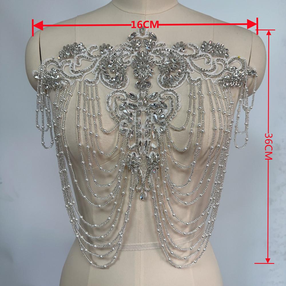 Hot Sell New Handmade Embroidered Flower Shape Sew-on Rhinestone Fabric Bodice Patches for Wedding Party DIY
