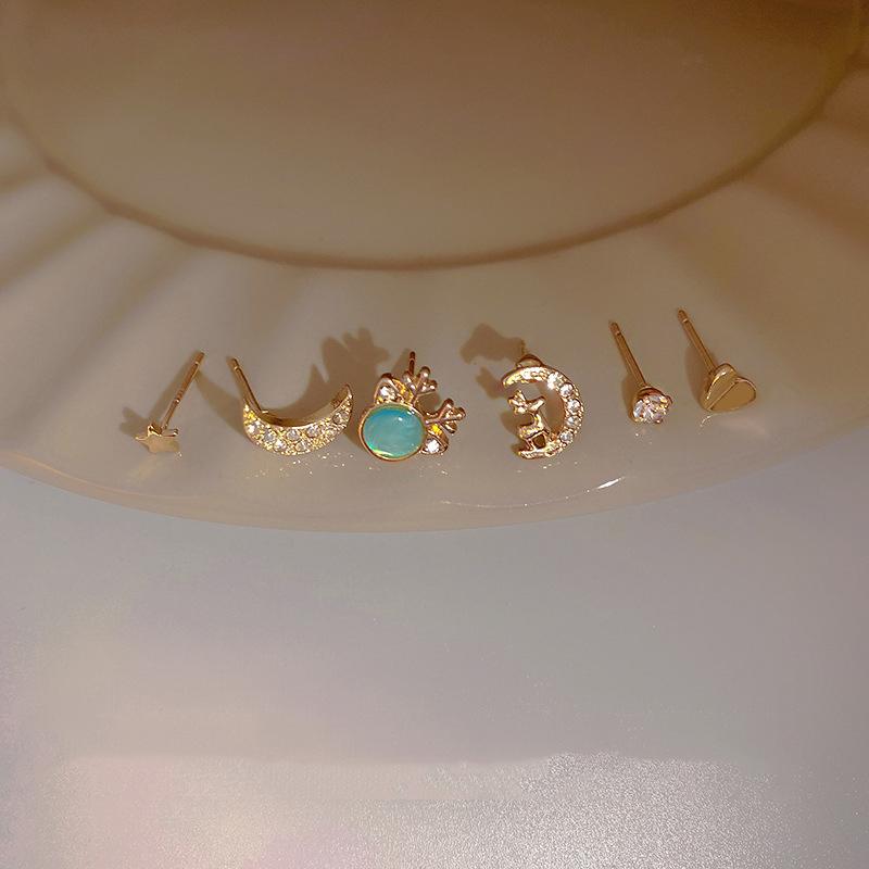 6Pcs/Set Elk Star Moon Stud Earring Set Korean Earrings Earrings for Women Heart Earrings Fashion Jewelry Ear Rings for Women