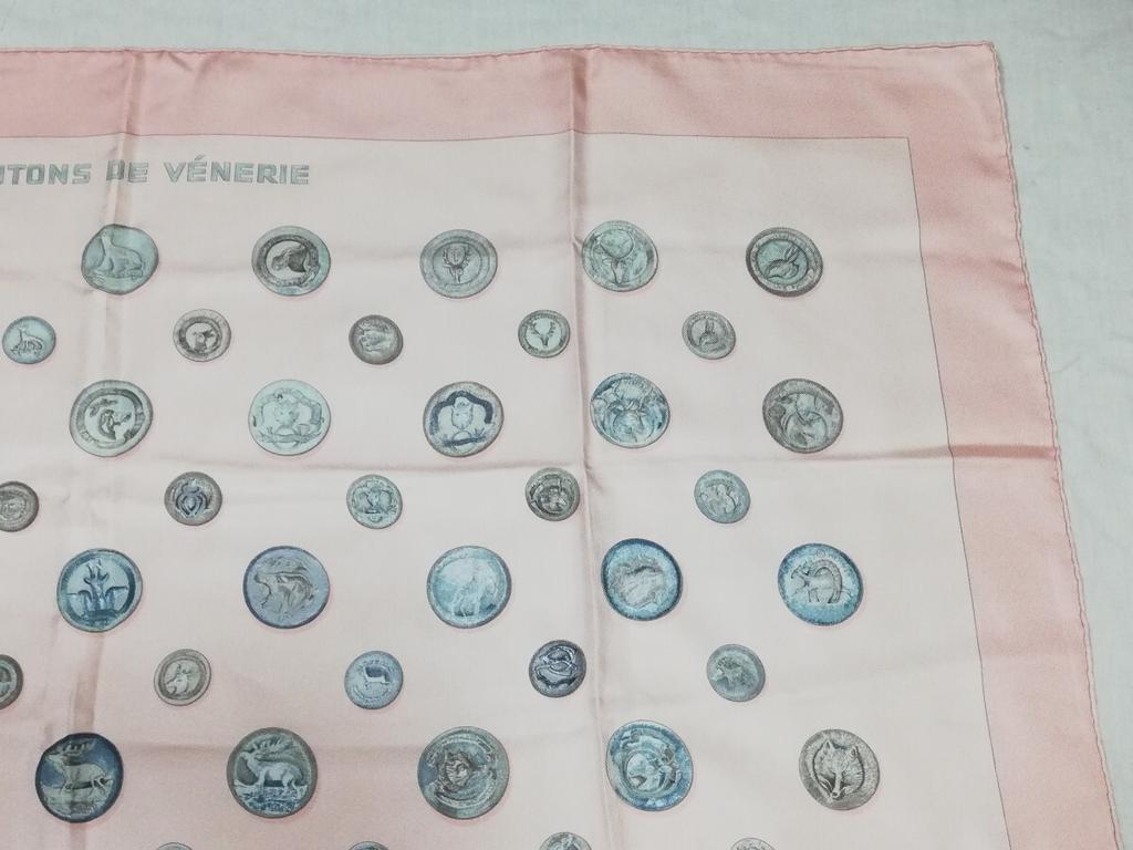 [USED]Excellent Condition HERMES Carre 90 BOUTONS DE VENERIE (Hunting Medals) Scarf, Silk, Pink.