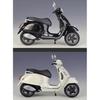 Welly 1/12 Vespa GTS Super 2020 Alloy Classic Leisure Motorcycle Model Simulation Metal Street Motorcycles Model Childrens Gifts