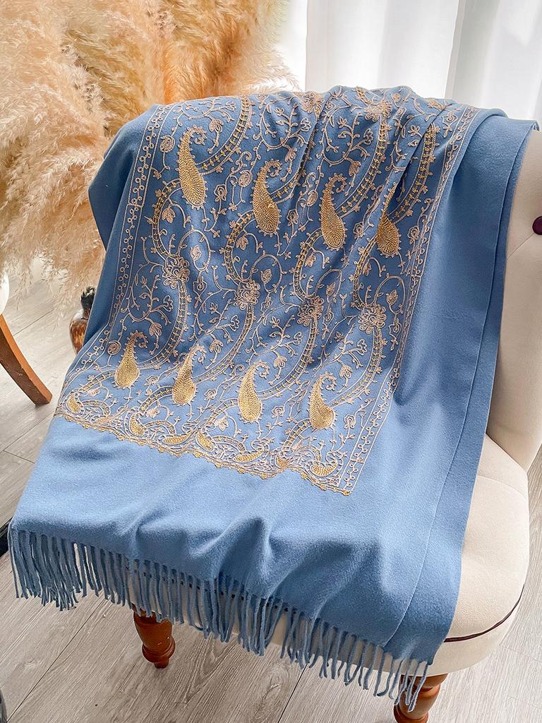 Pashmina Cashmere Feel Blend Mujer Bufanda Scarves Warm Echarpes Embroider Flower Poncho Cape Thick Warm Poncho Kerchief Scraf