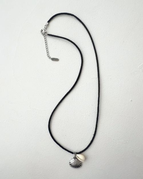 Rise More Clam Mix String Necklace