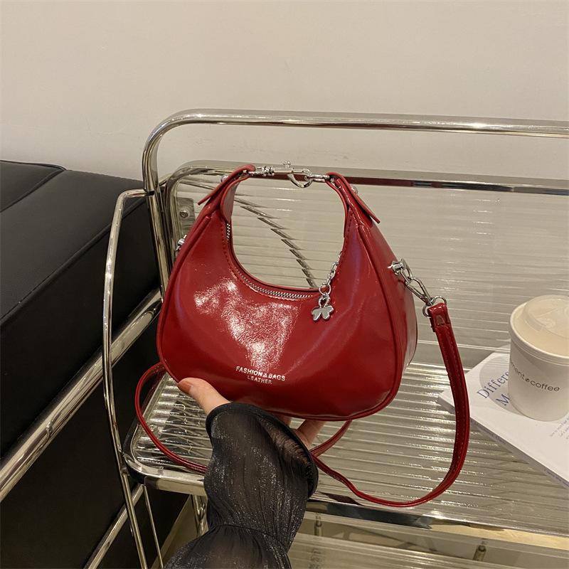 Niche Portable Crescent Moon Bag Women's 2025 New Trendy Fashion Underarm Bag Versatile Shoulder Messenger Bag
