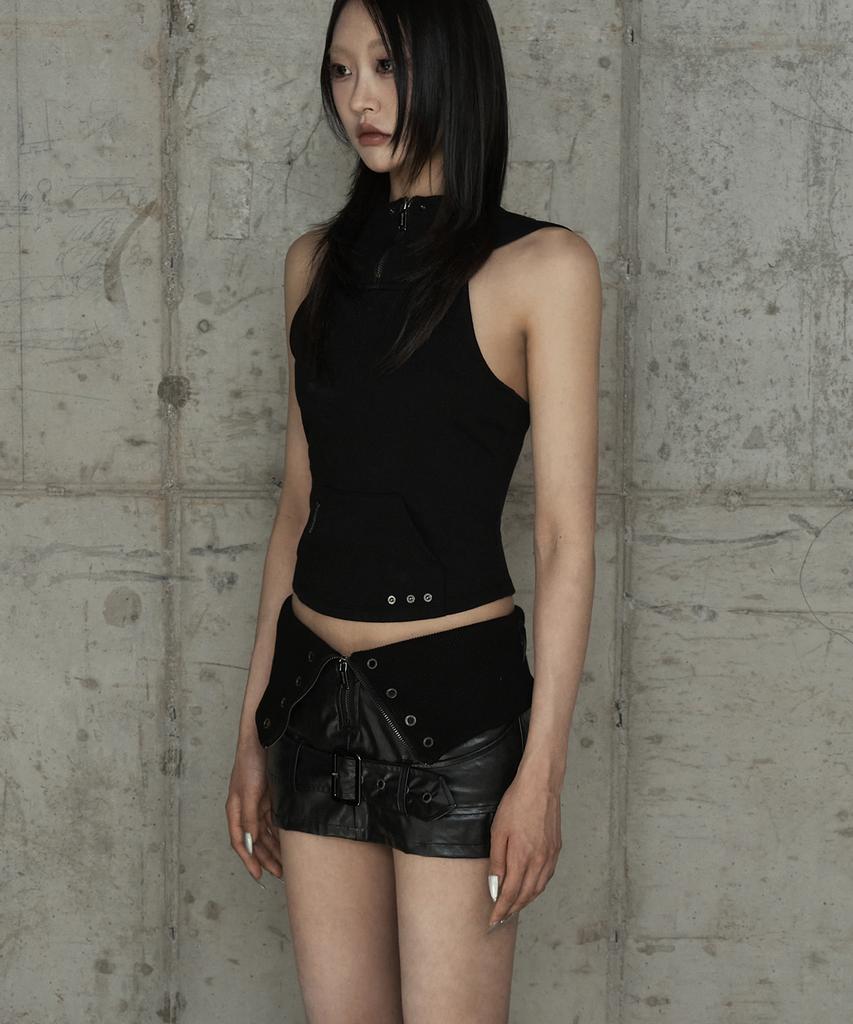 ETRE AU SOMMET Zipper Halter Turtleneck Point Pocket Hoodie (Black)
