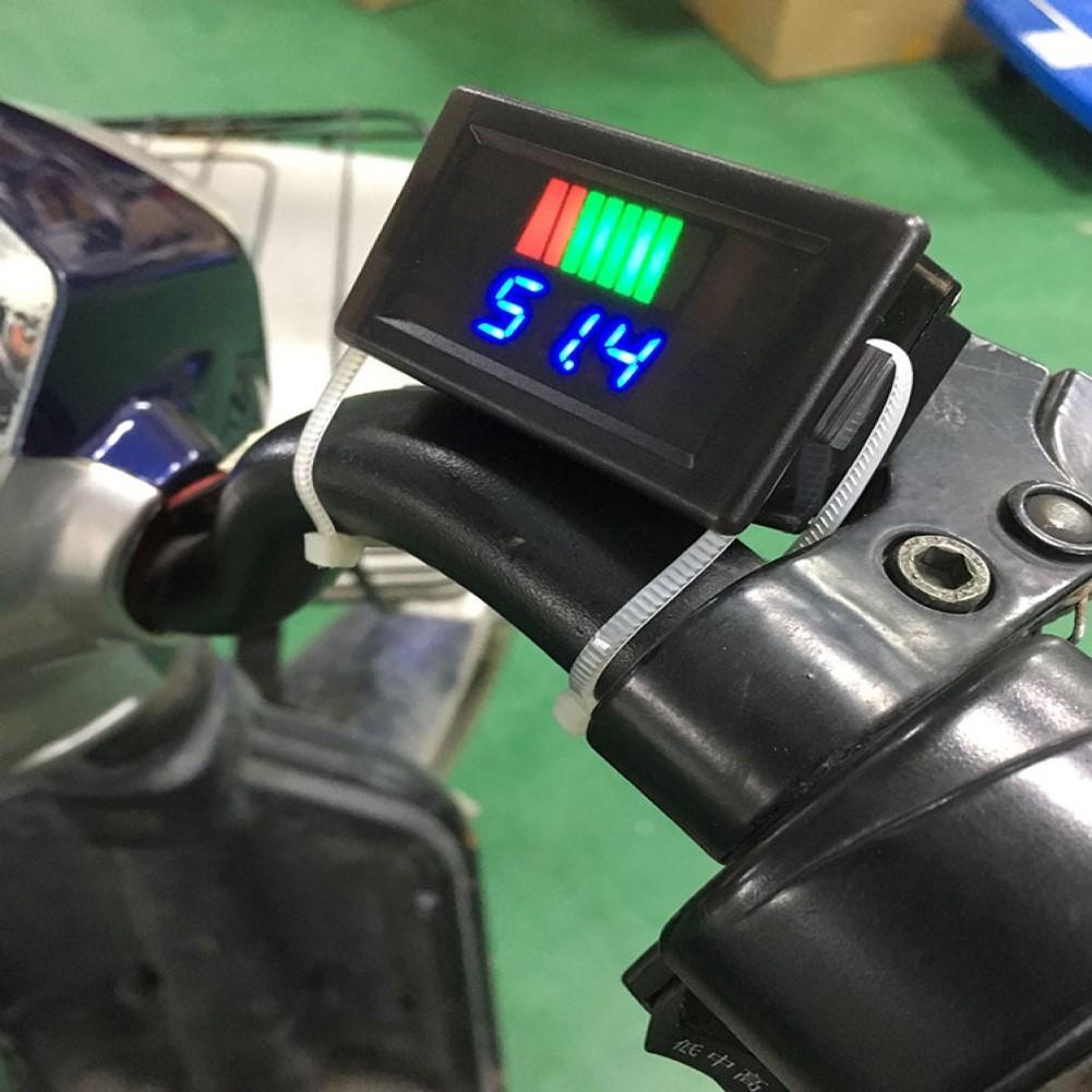 24V-60V Auto Marine Motorrad LED Digitales Voltmeter Spannungsanzeige Batterieanzeige