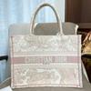 [Gebraucht] Book Tote Rui Yi Druck Tiger Muster Große Kapazität Bestickte Handtasche Mittel - Ausgezeichnet #19Y84J1