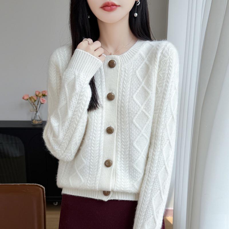 Women's Retro Cable Knit 100% Wool Cardigan - Soft Thickened Old Money Style Sweater Coat