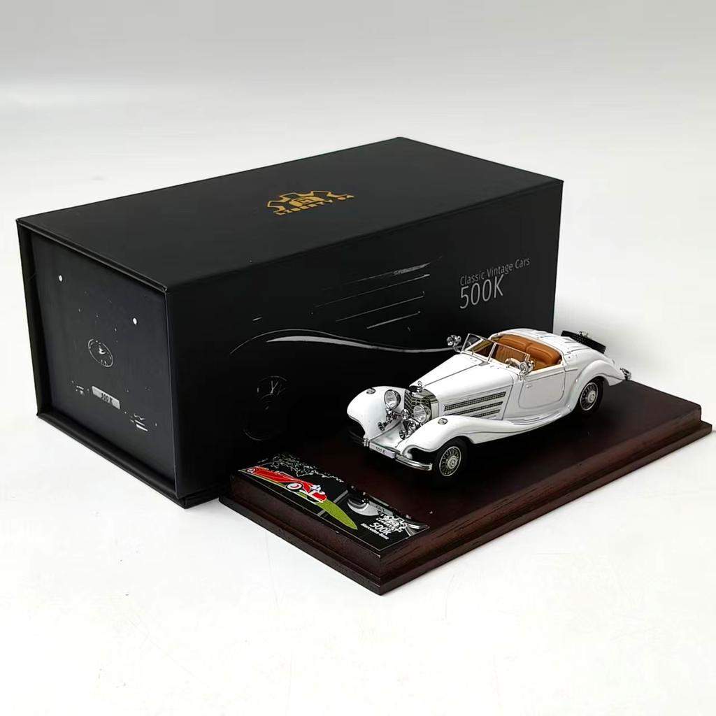 Diecast Liberty 1:64 Scale Benz 500K Alloy Car Model