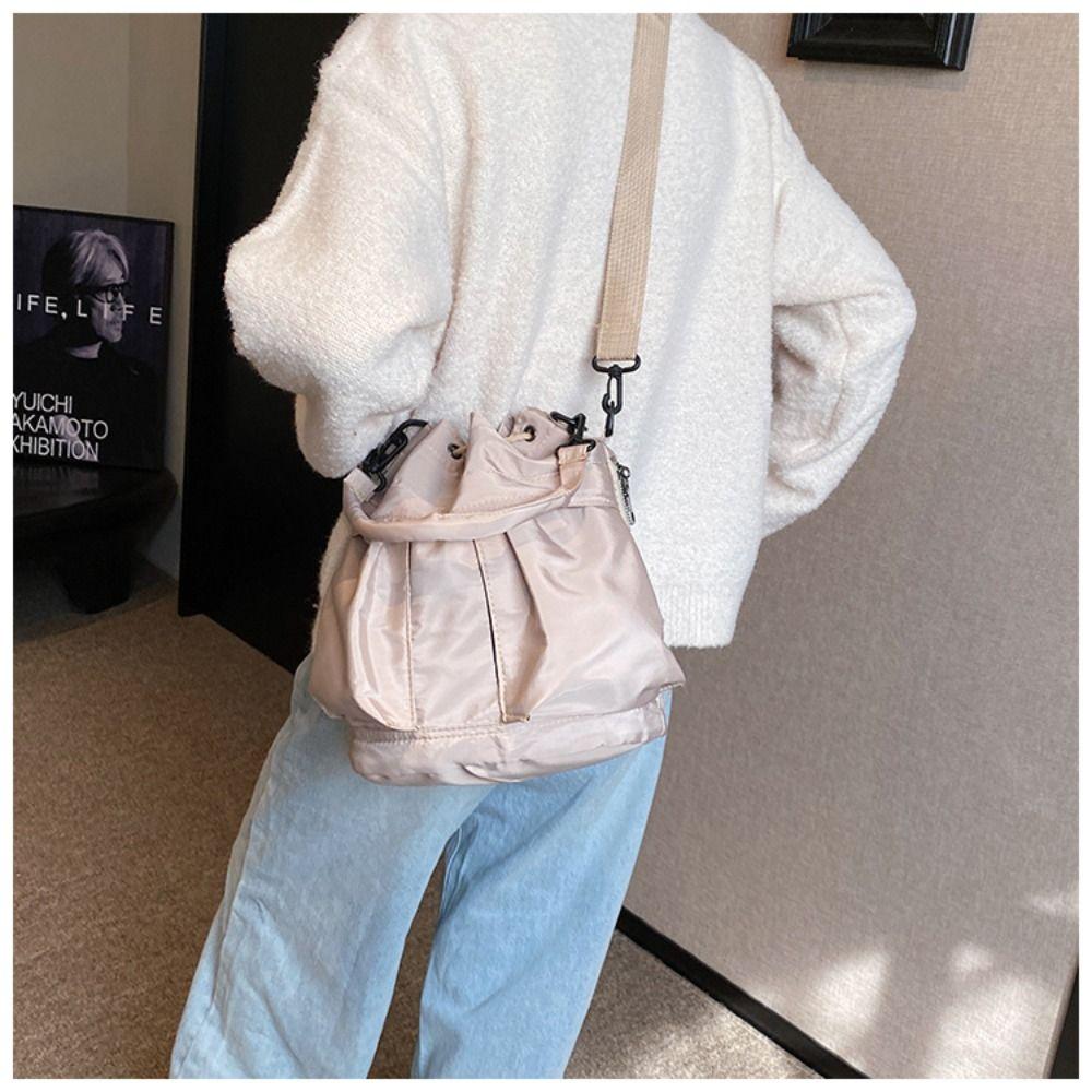 Casual Women Drawstring Bag Portable Solid Color Shoulder Bag Phone Crossbody Purse  Daily Use
