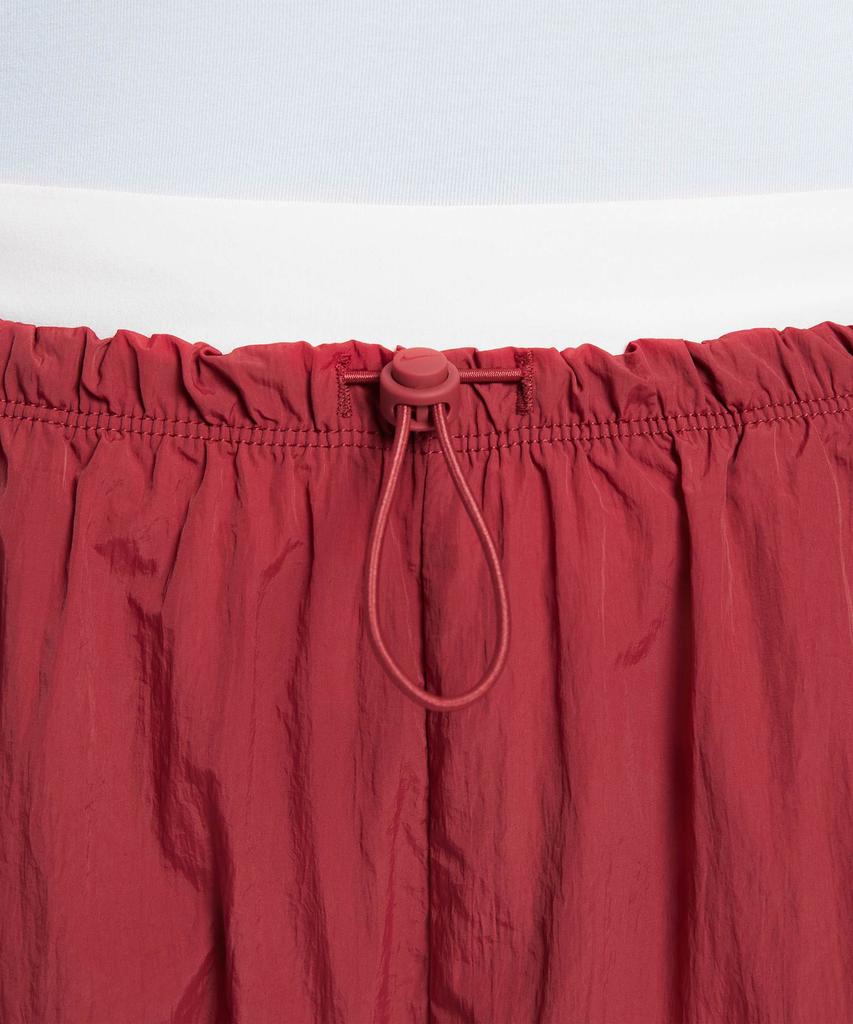 NIKE Sportswear Loose Fit High-Waisted Parachute Pants W - Team Crimson:Chalk:White:Chalk / If0335-613